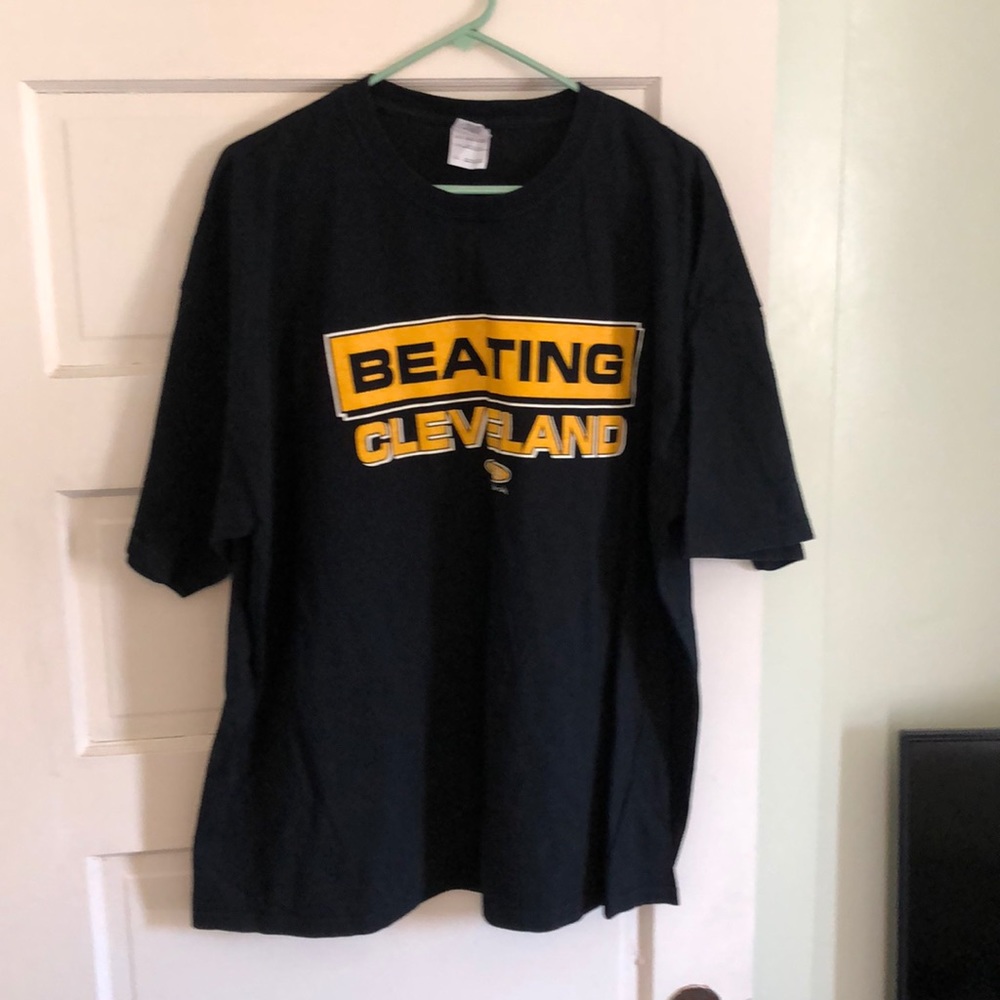 Gildan 2X t shirt